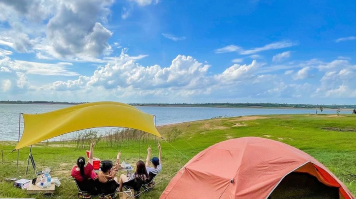 Cắm trại giữa hồ Trị An Đồng Nai